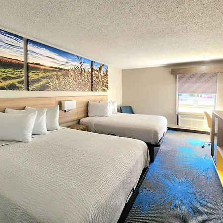 Days Inn & Suites By Wyndham New Iberia